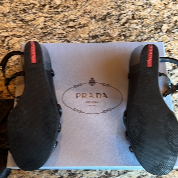 PRADA Blk Platform Sandals! Must Have in a Wardrobe-Perfectly Gorgeous! Size 39 - Picture 7 of 7